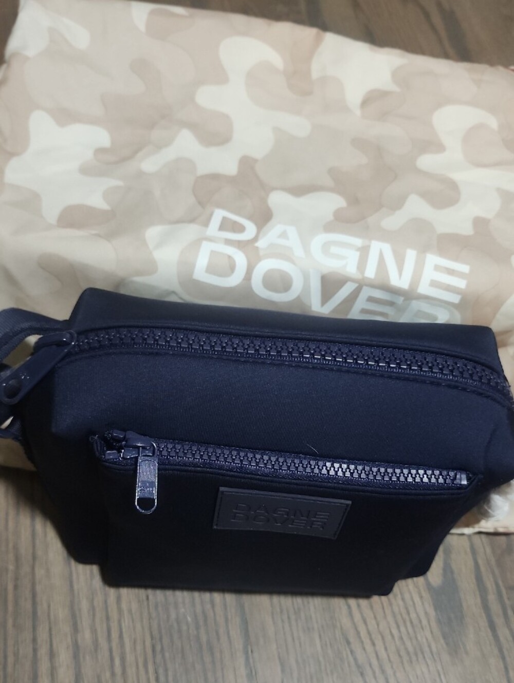Dagne Dover Micah Crossbody - Picture 3 of 8